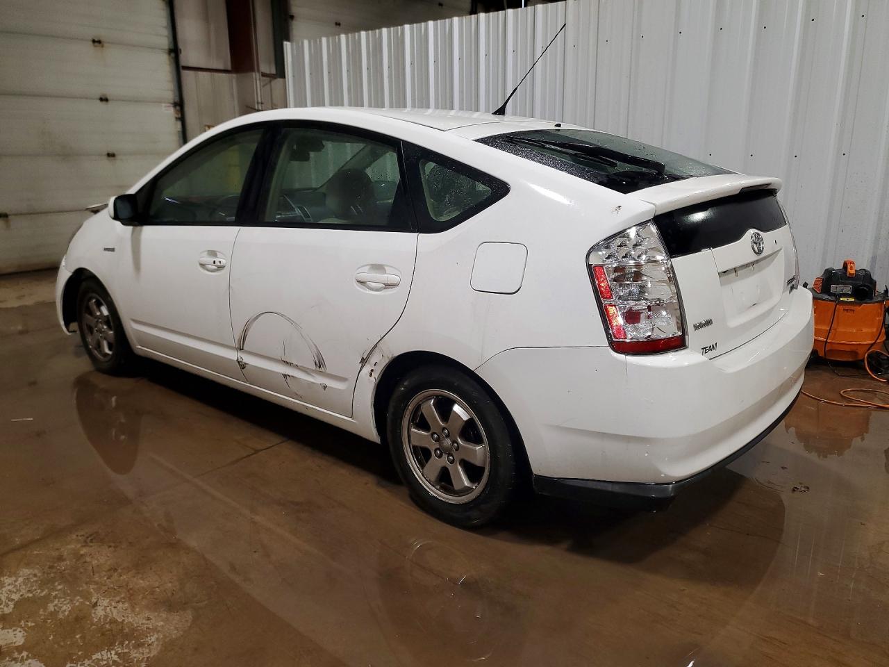 Toyota Prius Base
