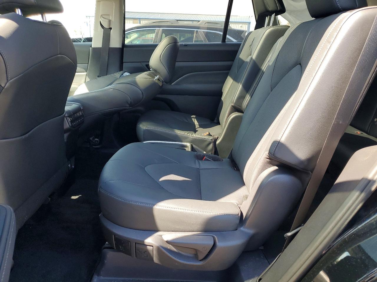 Toyota Grand Highlander Limited