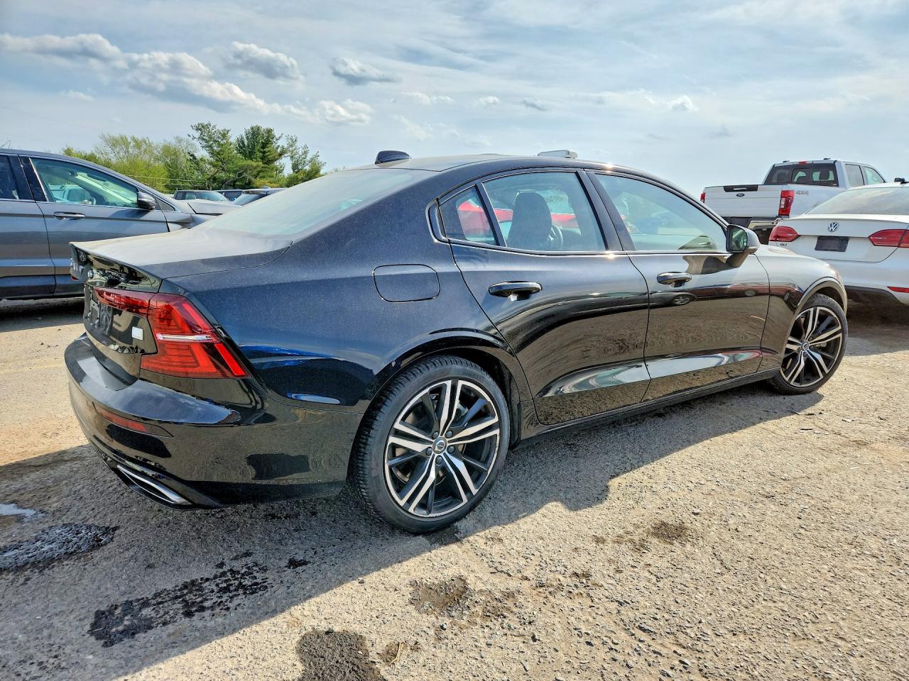 Volvo S60 T8 Recharge R-design Expression