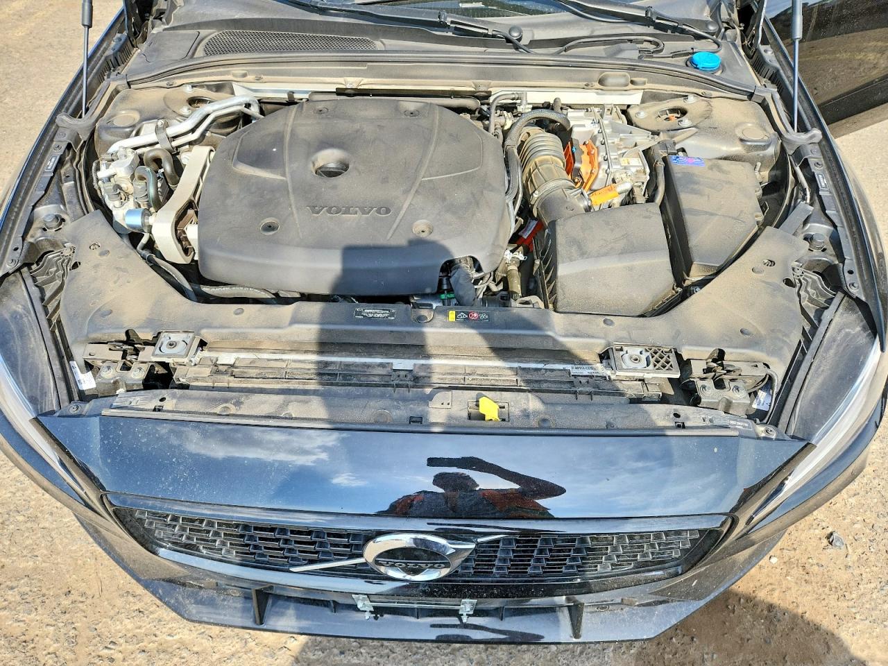 Volvo S60 T8 Recharge R-design Expression