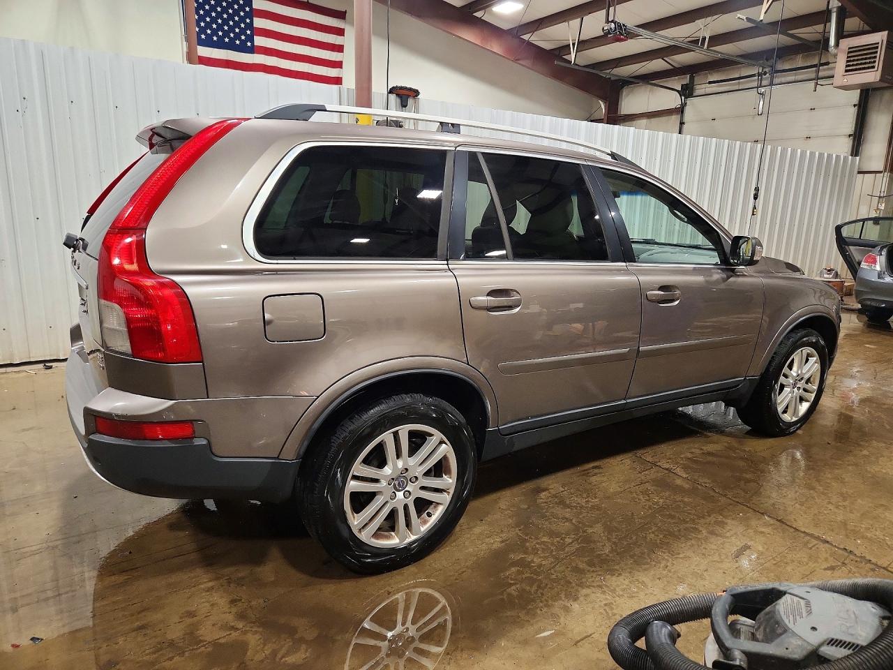 Volvo XC90 3.2