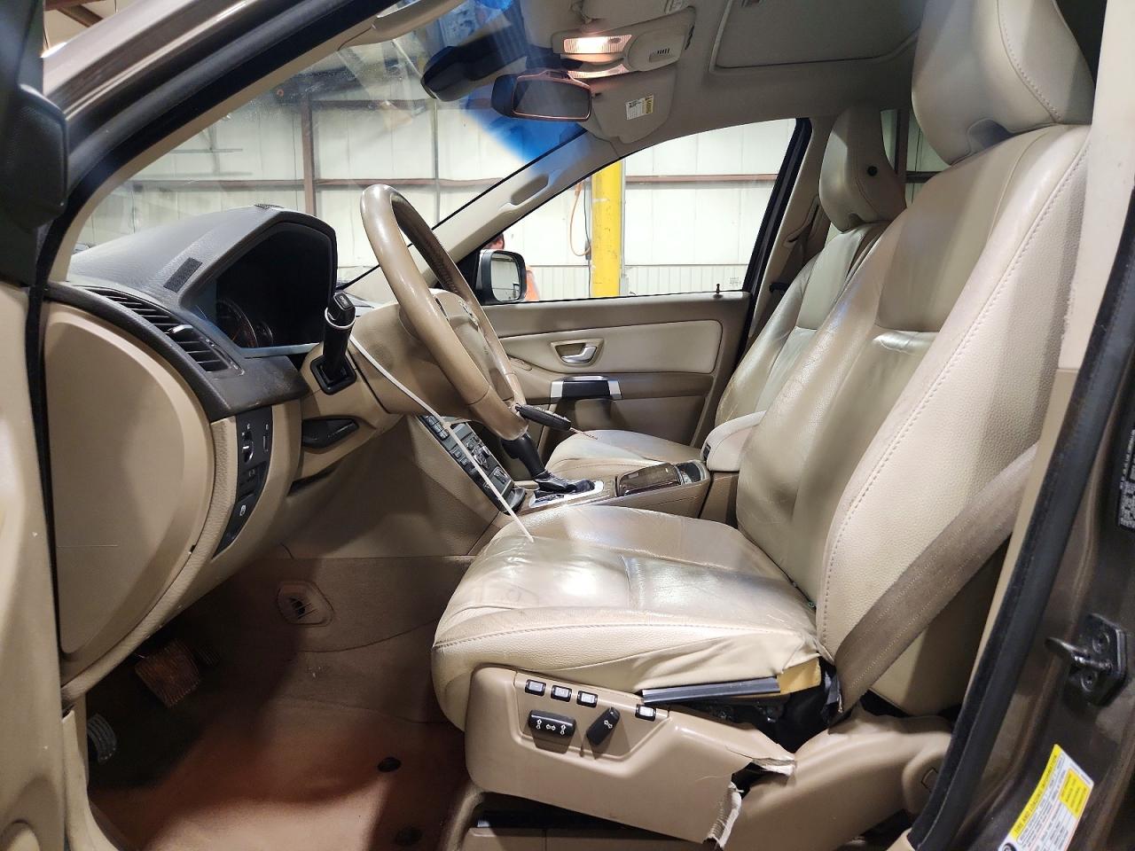 Volvo XC90 3.2