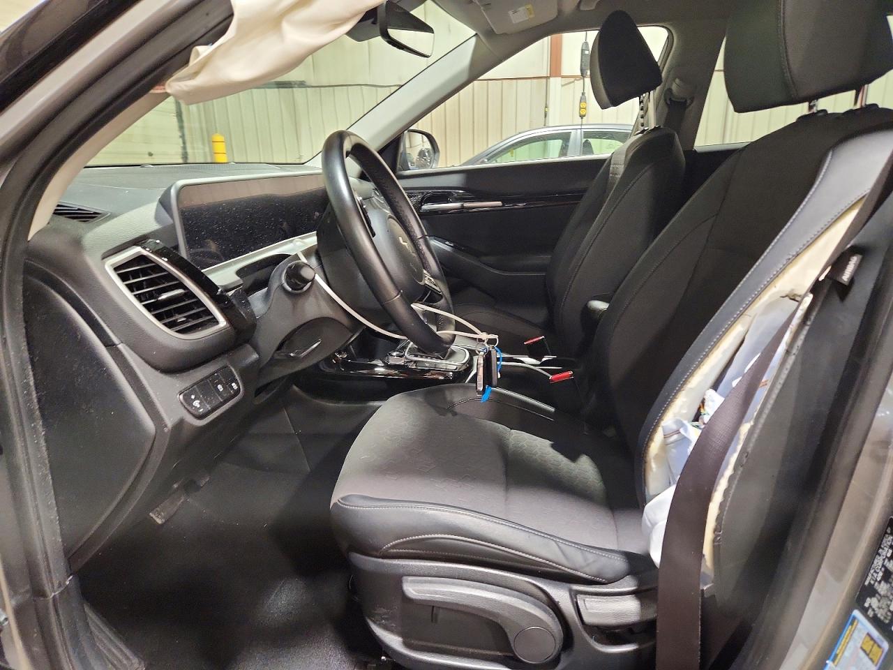 Kia Seltos S
