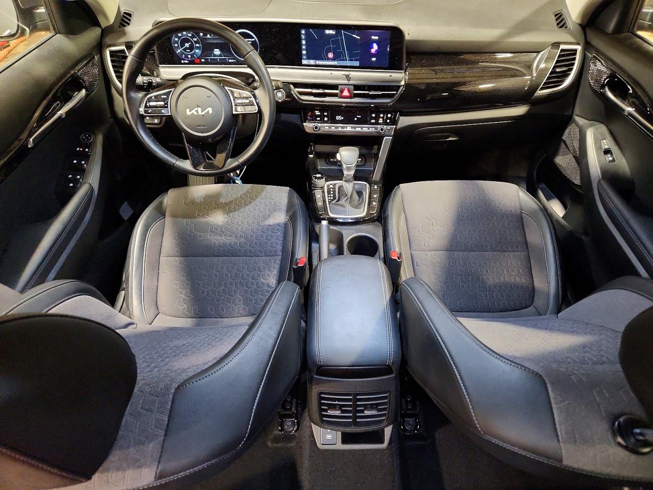 Kia Seltos S