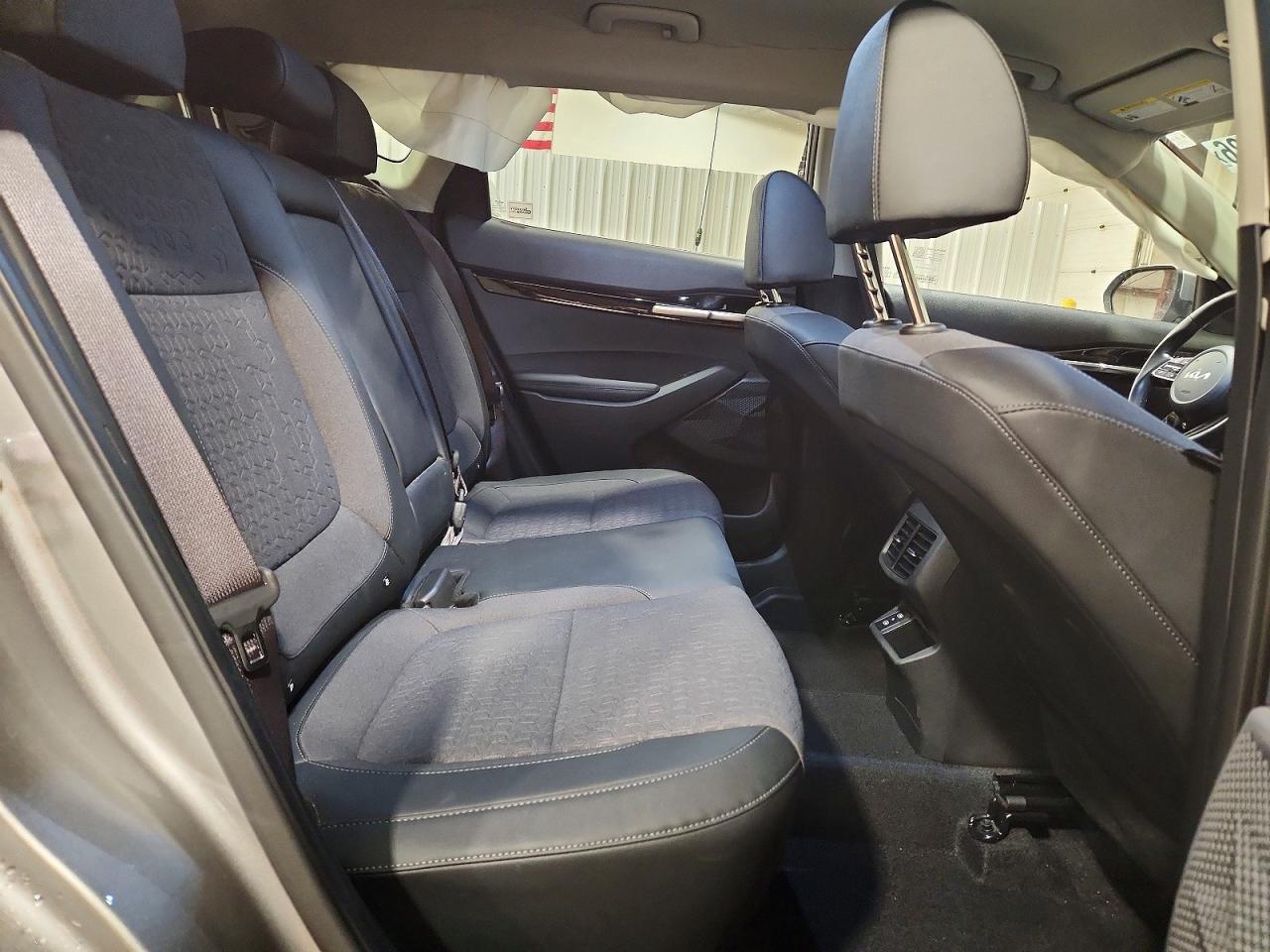 Kia Seltos S