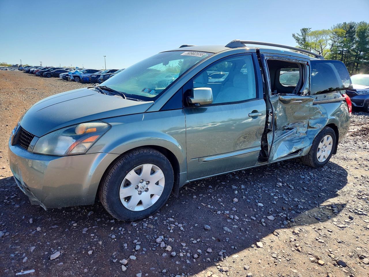 Salvage Nissan Quest Image