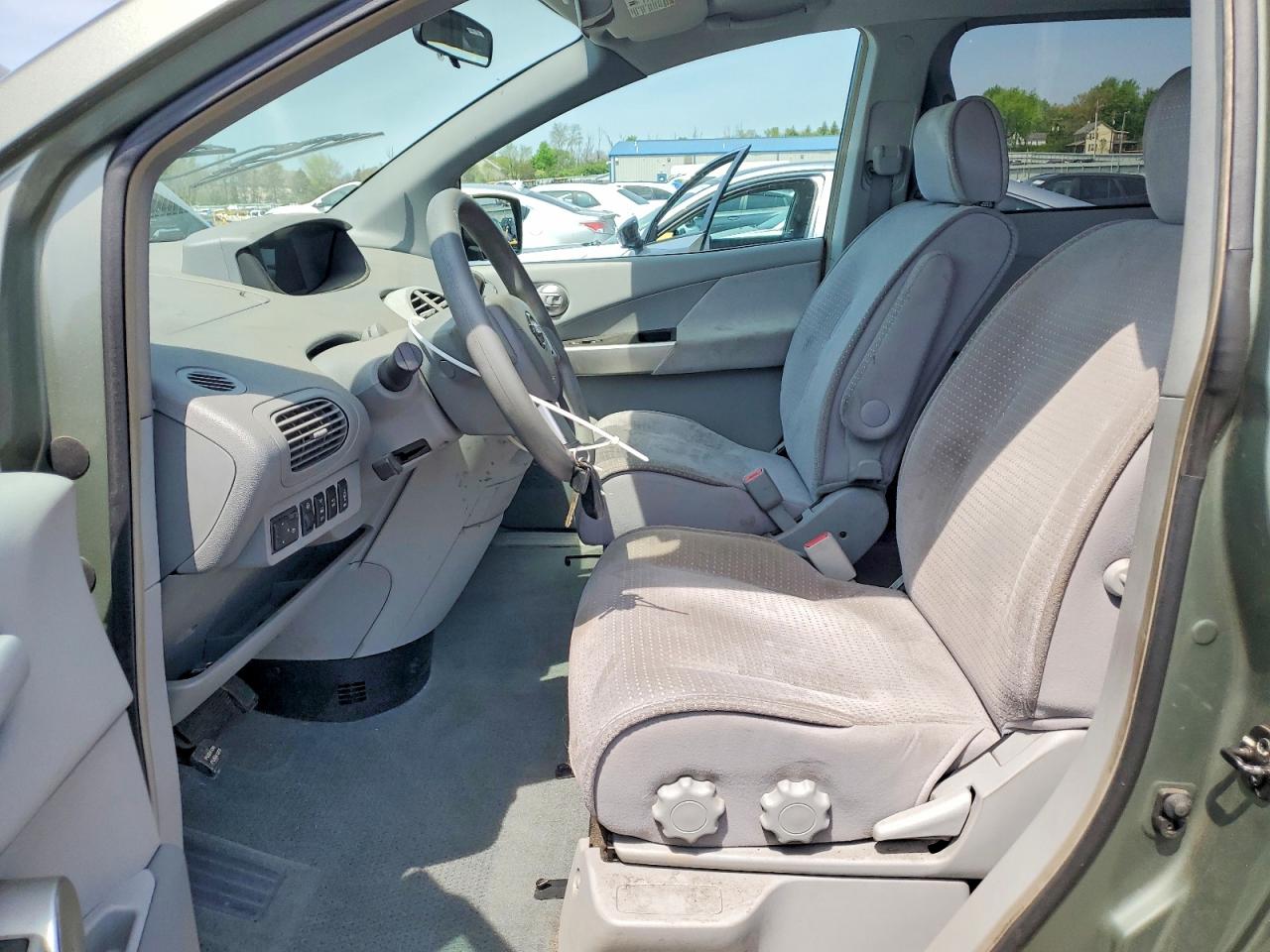 Nissan Quest 3.5