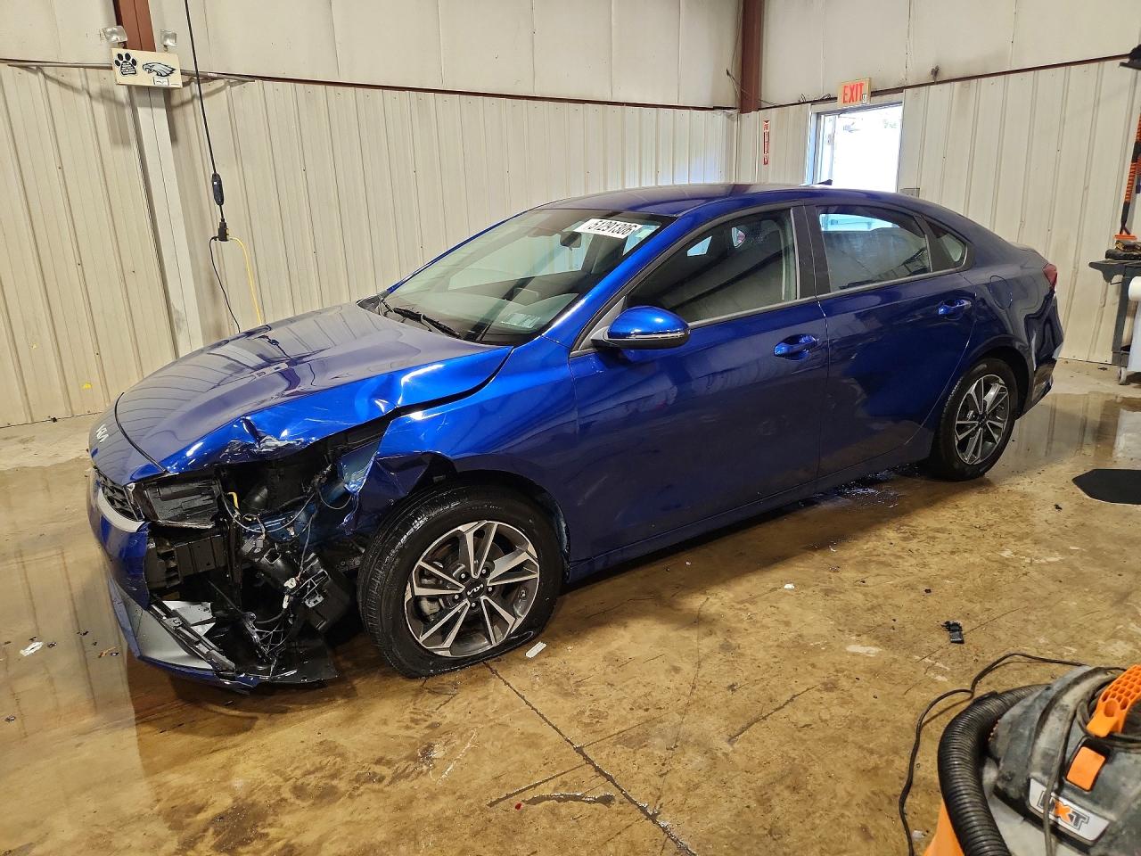 Salvage Kia Forte Image