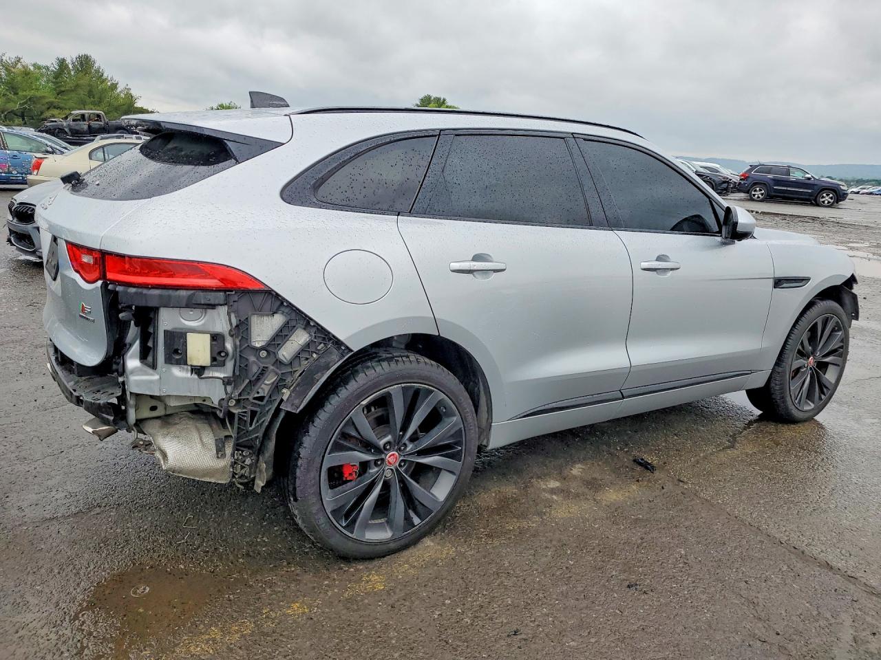 Jaguar F-PACE S