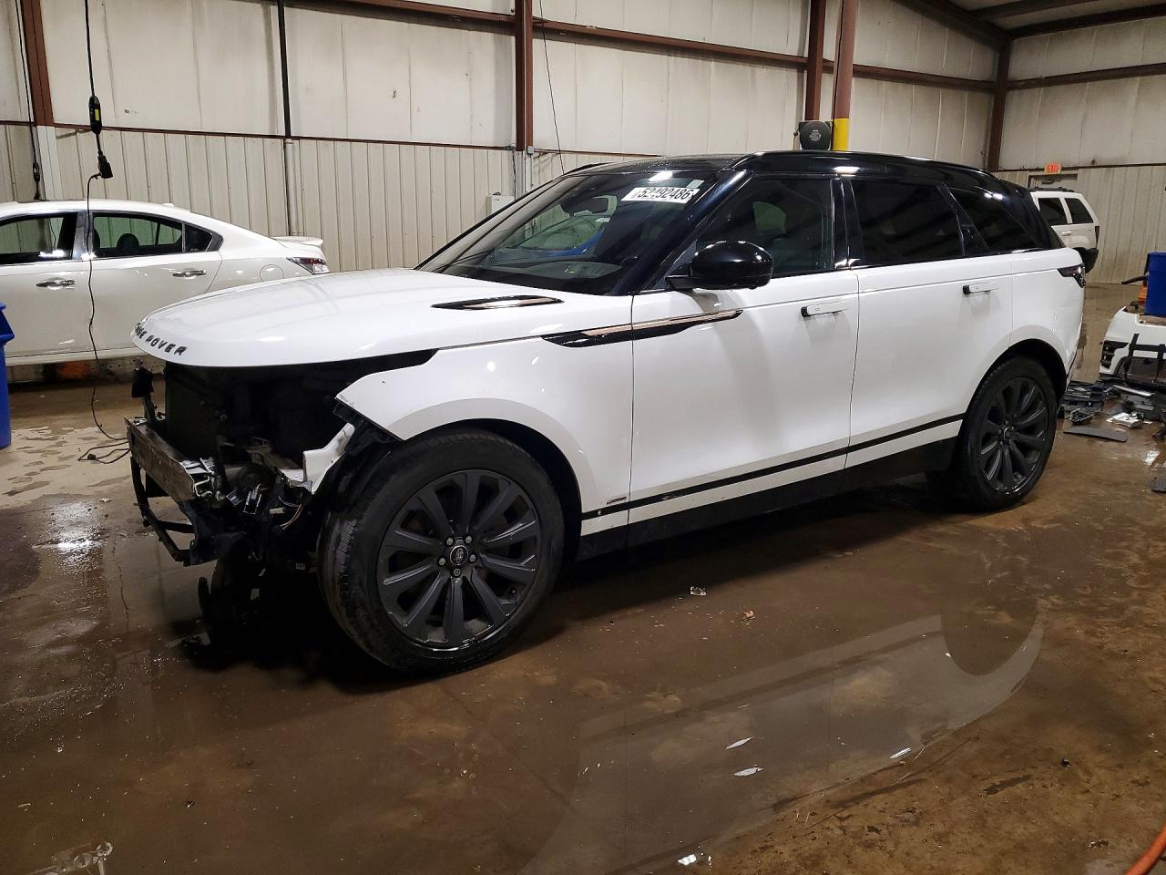 Salvage Land Rover Range Rover Image