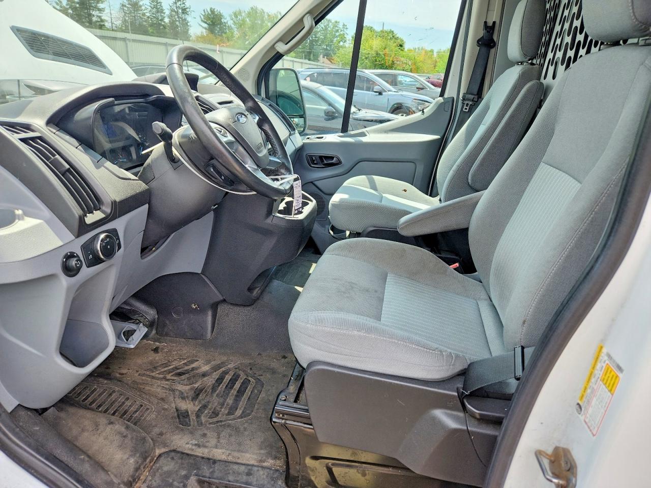 Ford Transit T-250