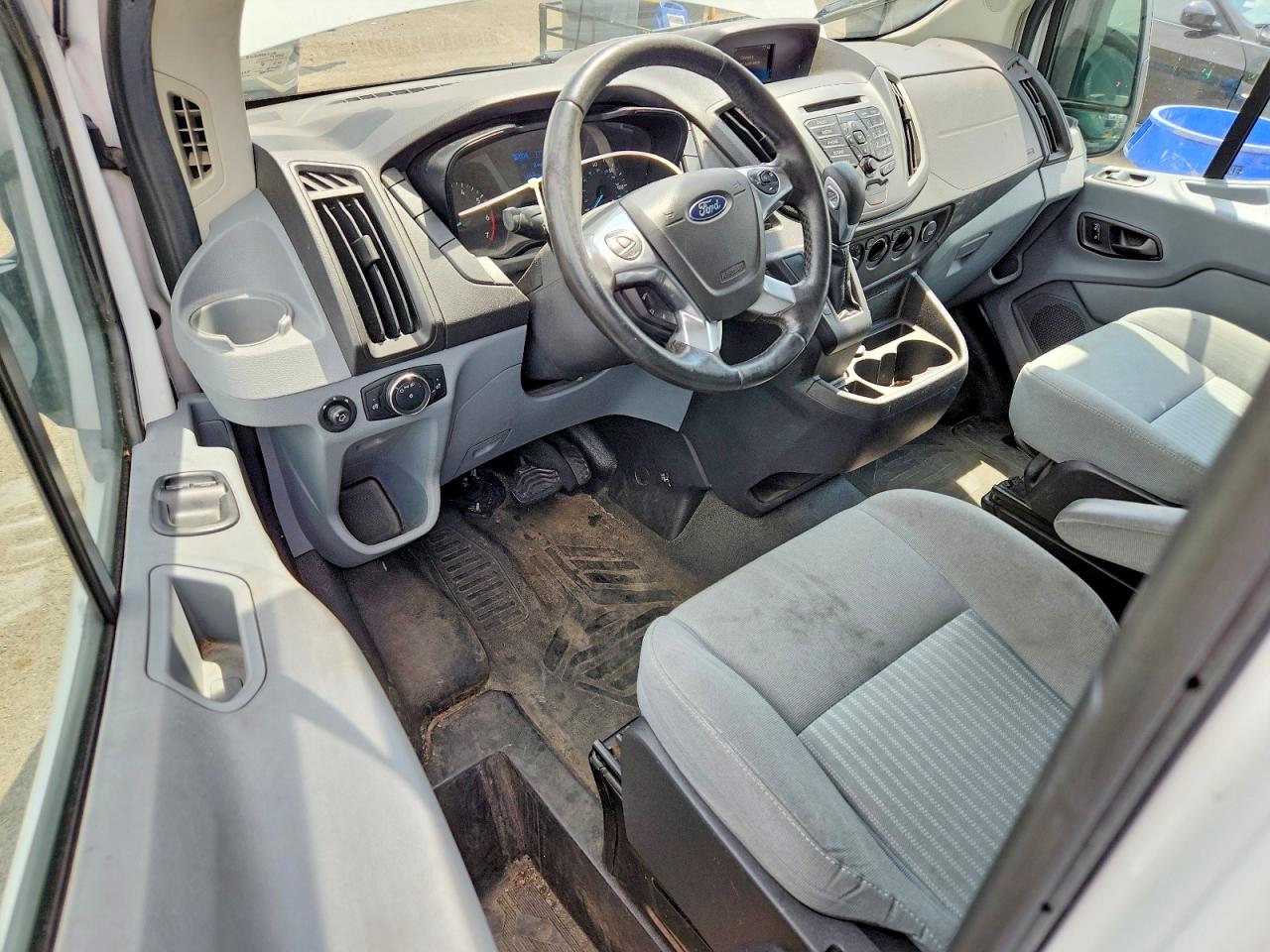 Ford Transit T-250