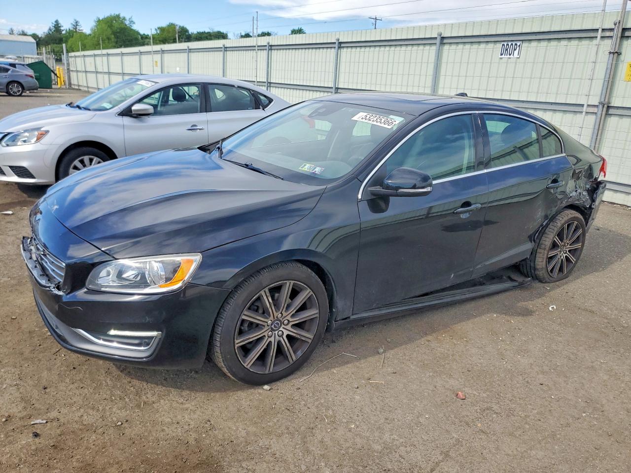 Salvage Volvo S60 Image