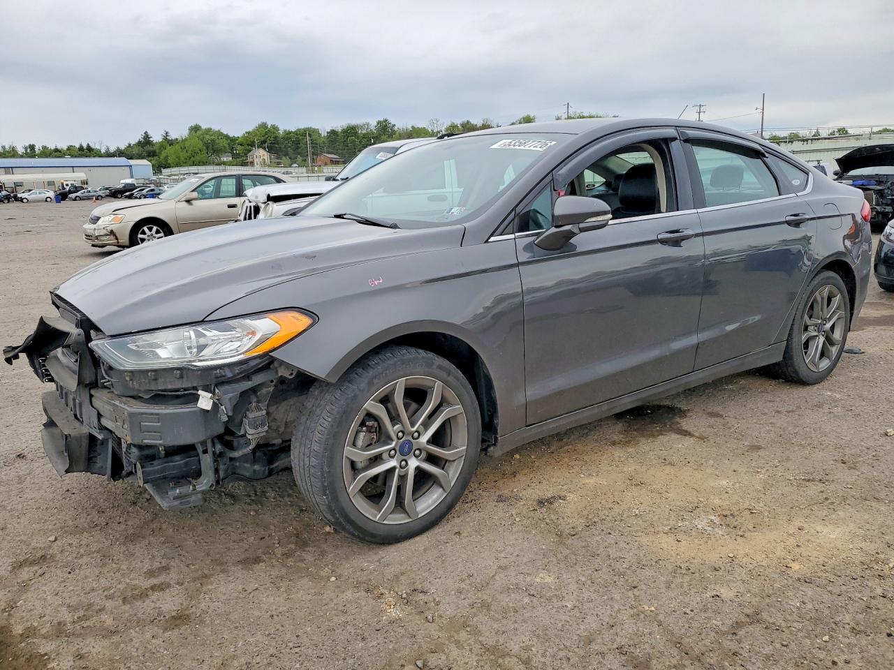 Salvage Ford Fusion Image