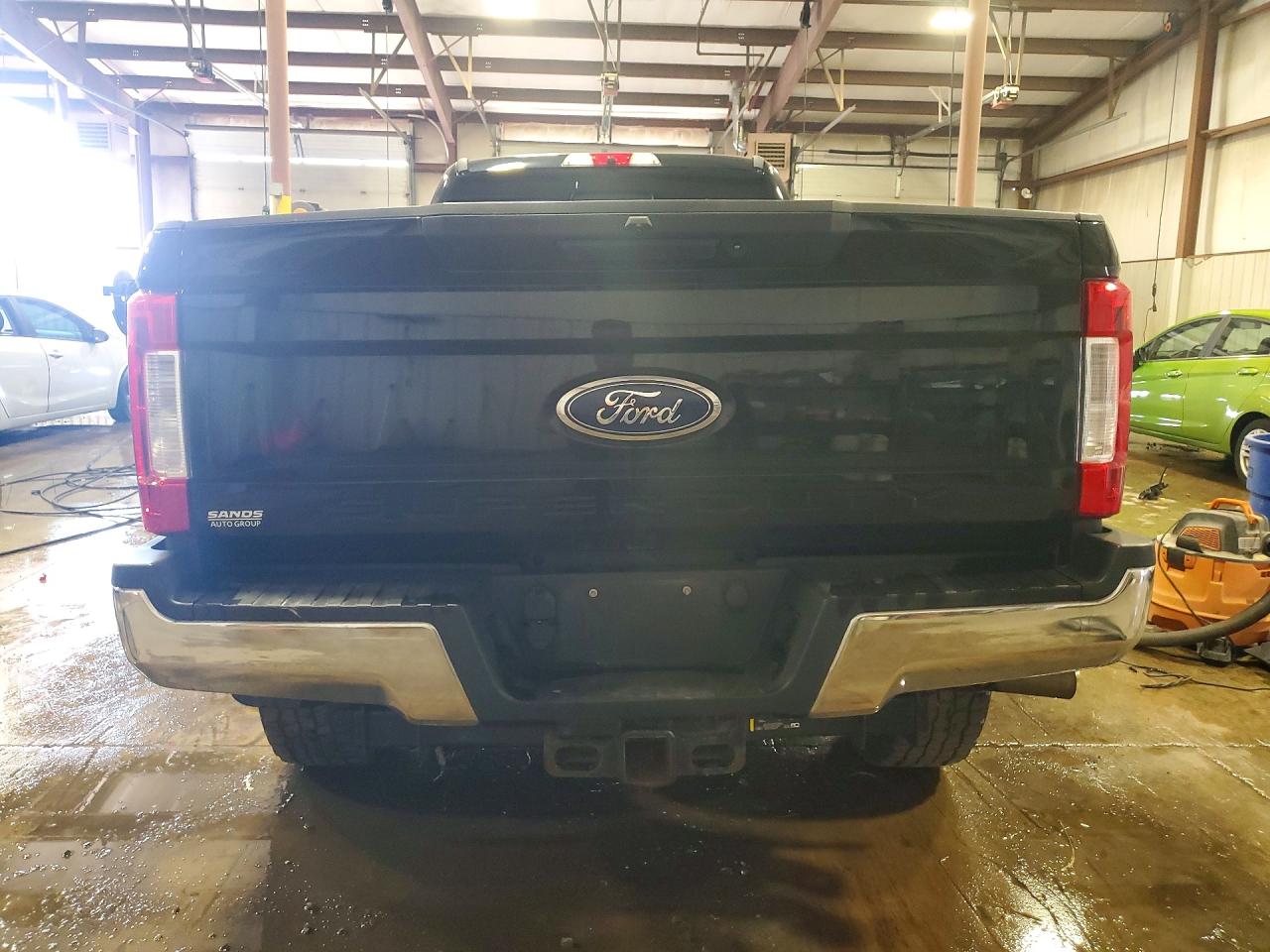 Ford F-350 Super Duty