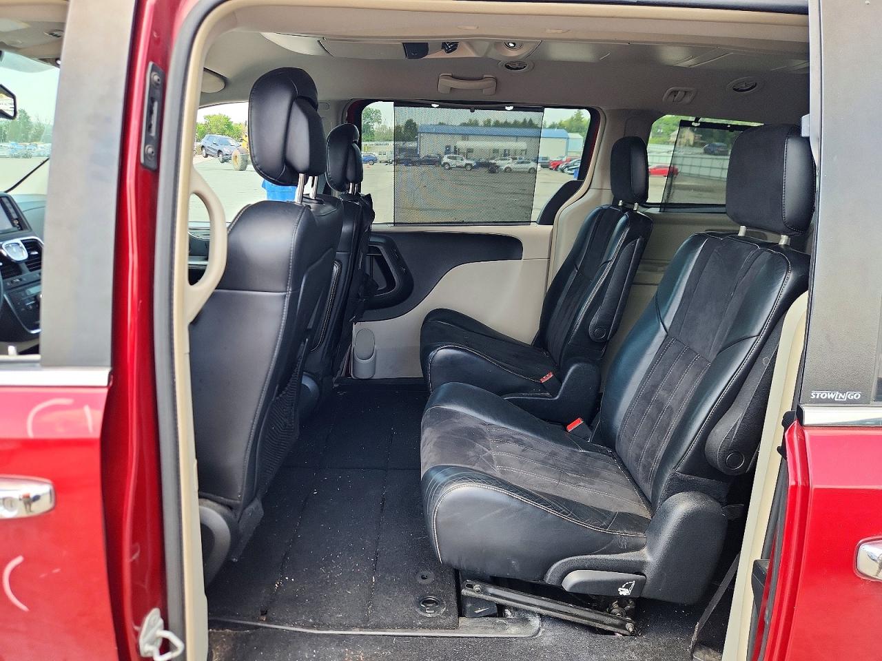 Chrysler Minivan Touring L