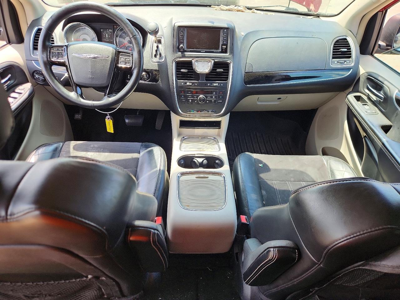 Chrysler Minivan Touring L