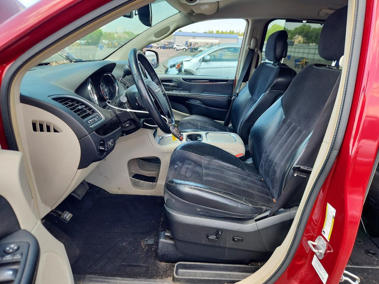 Chrysler Minivan Touring L