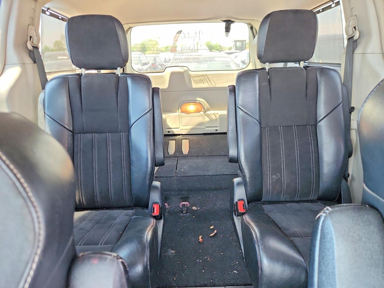 Chrysler Minivan Touring L