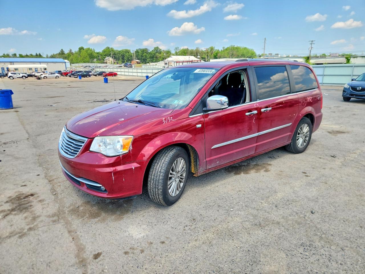 Salvage Chrysler Minivan Image