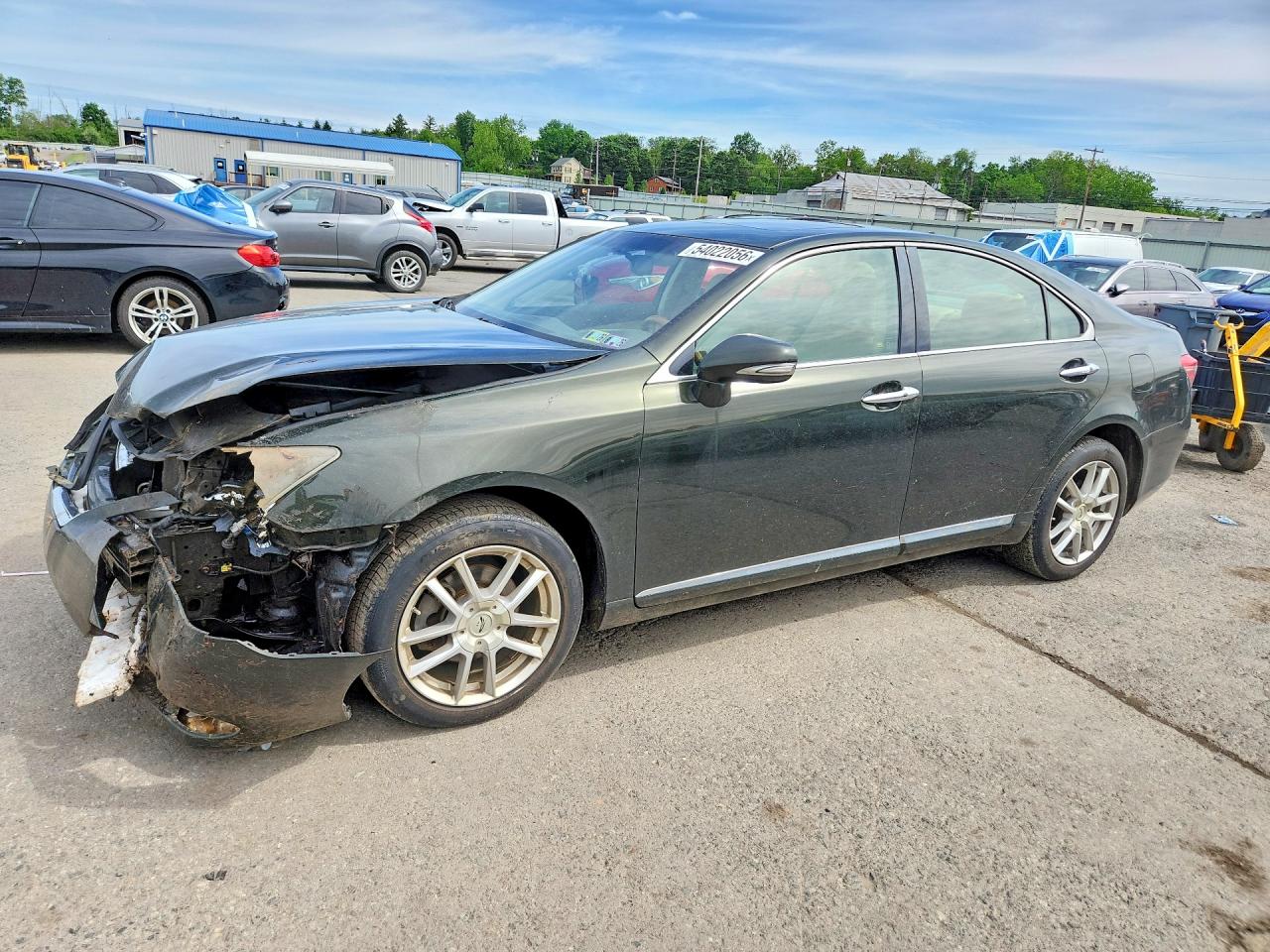 Salvage Lexus Es Image