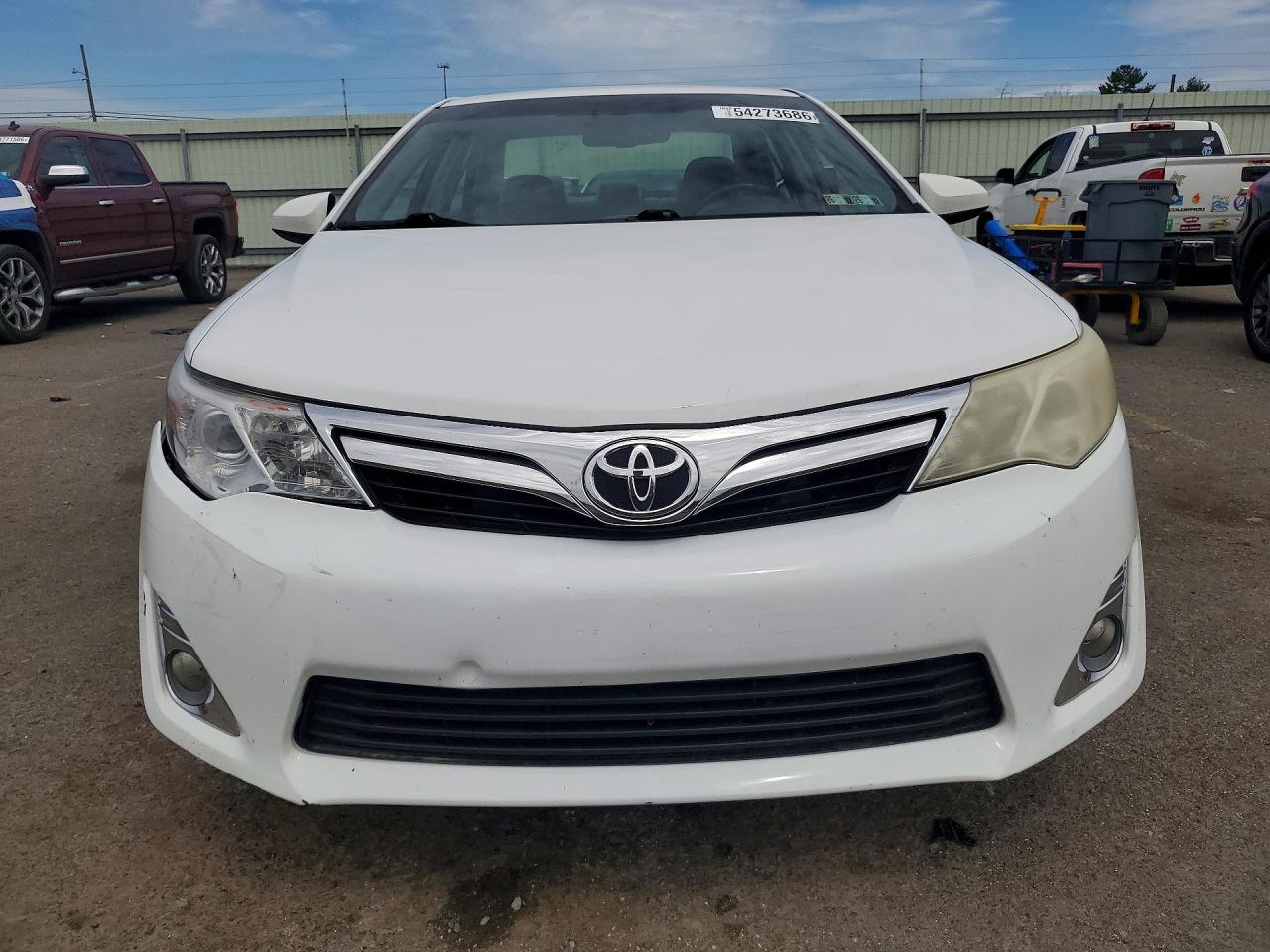 Toyota Camry Xle V6