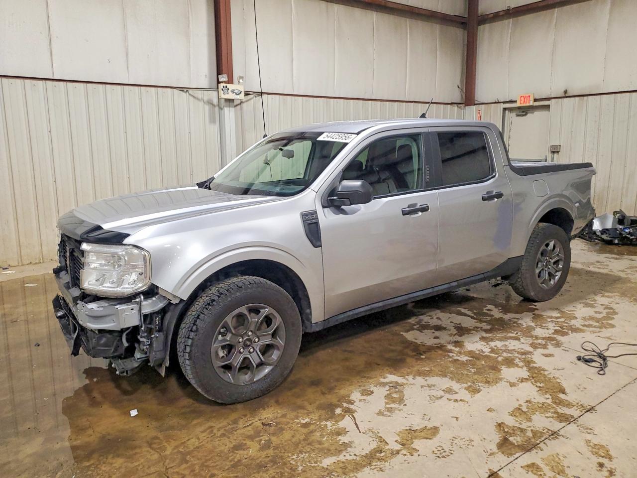 Salvage Ford Maverick Image
