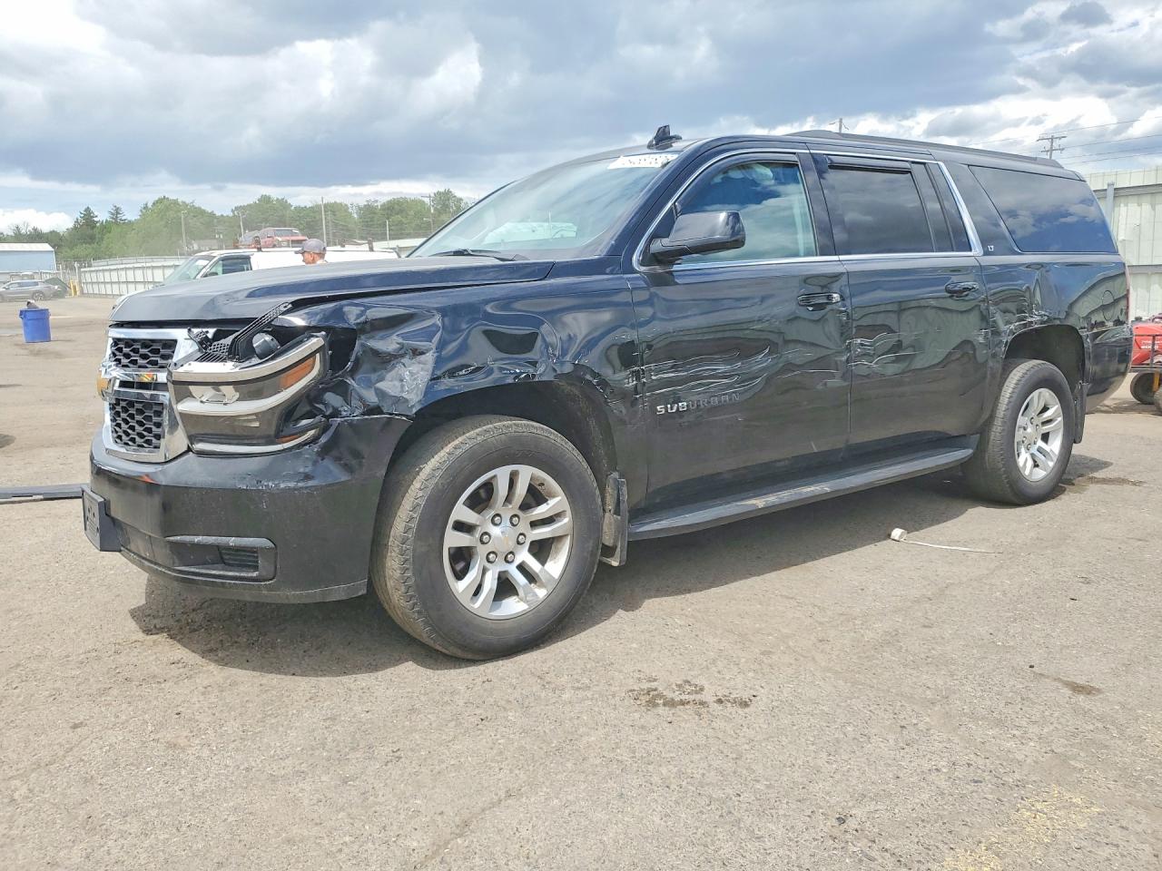 Salvage Chevrolet Suburban Image