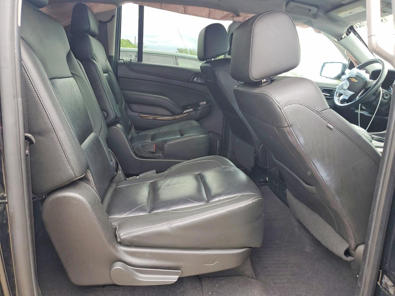 Chevrolet Suburban