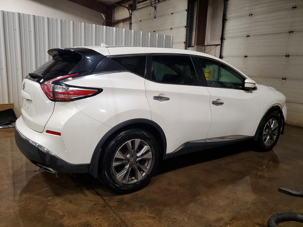 Nissan Murano S