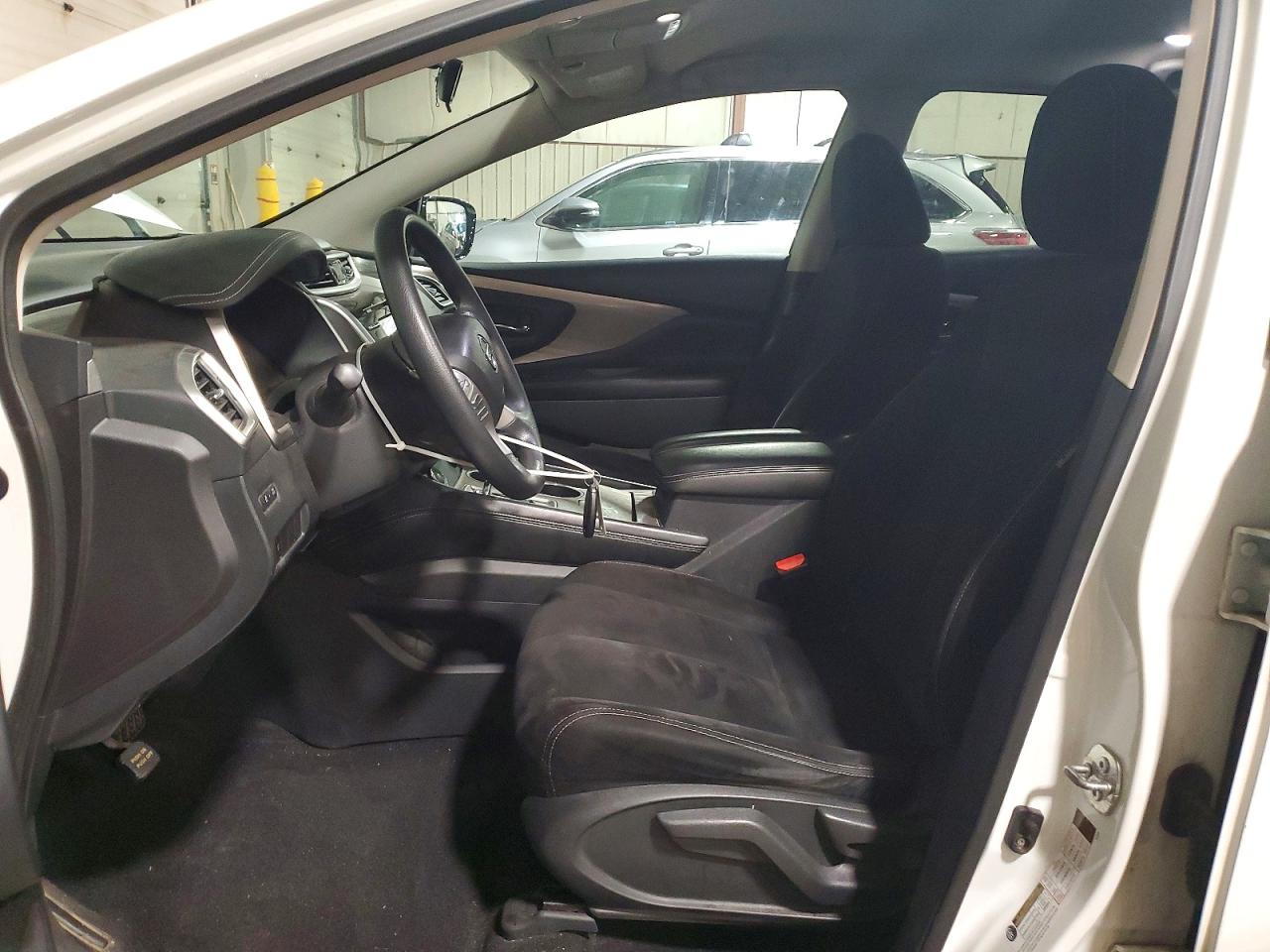 Nissan Murano S
