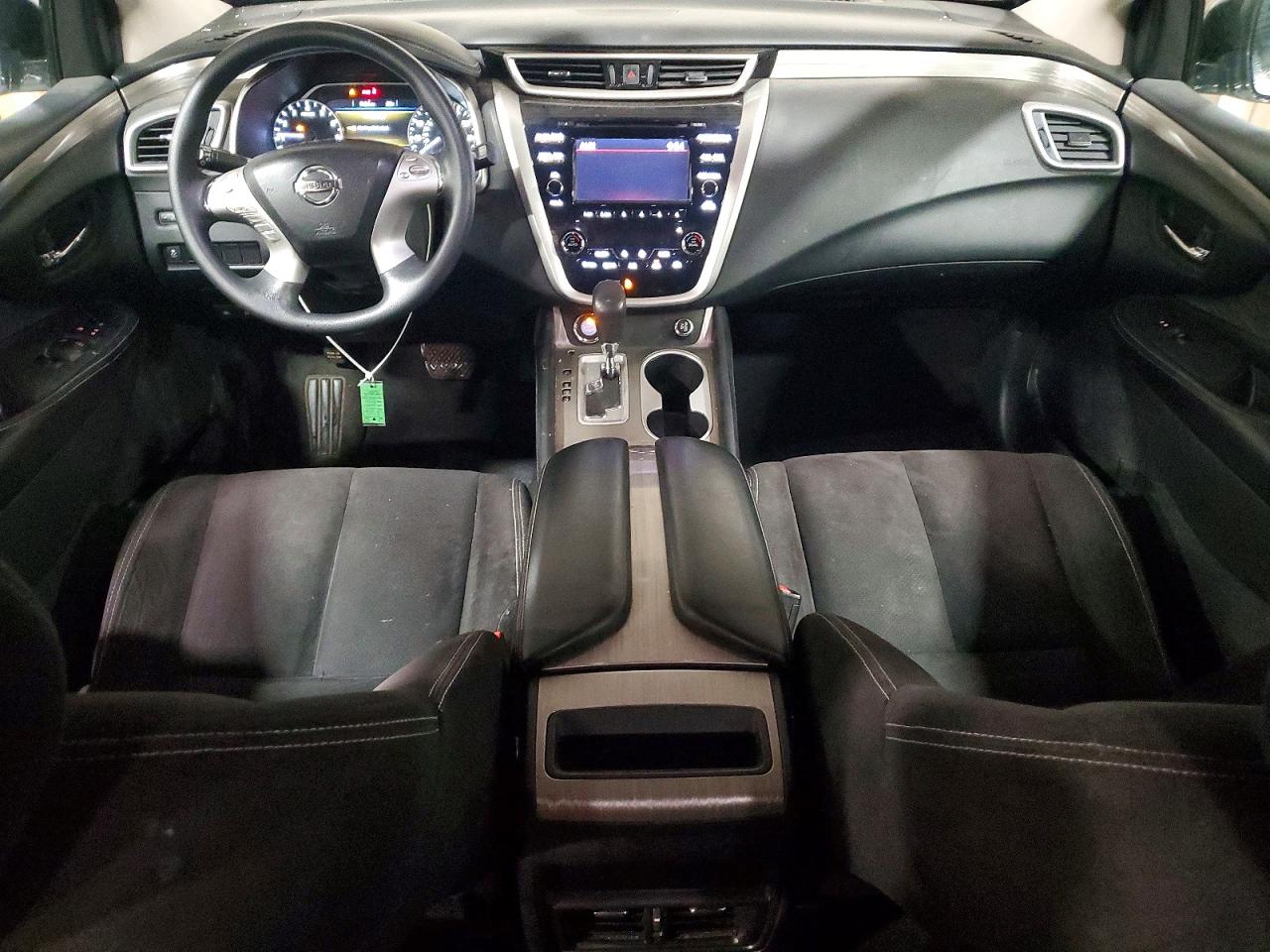Nissan Murano S