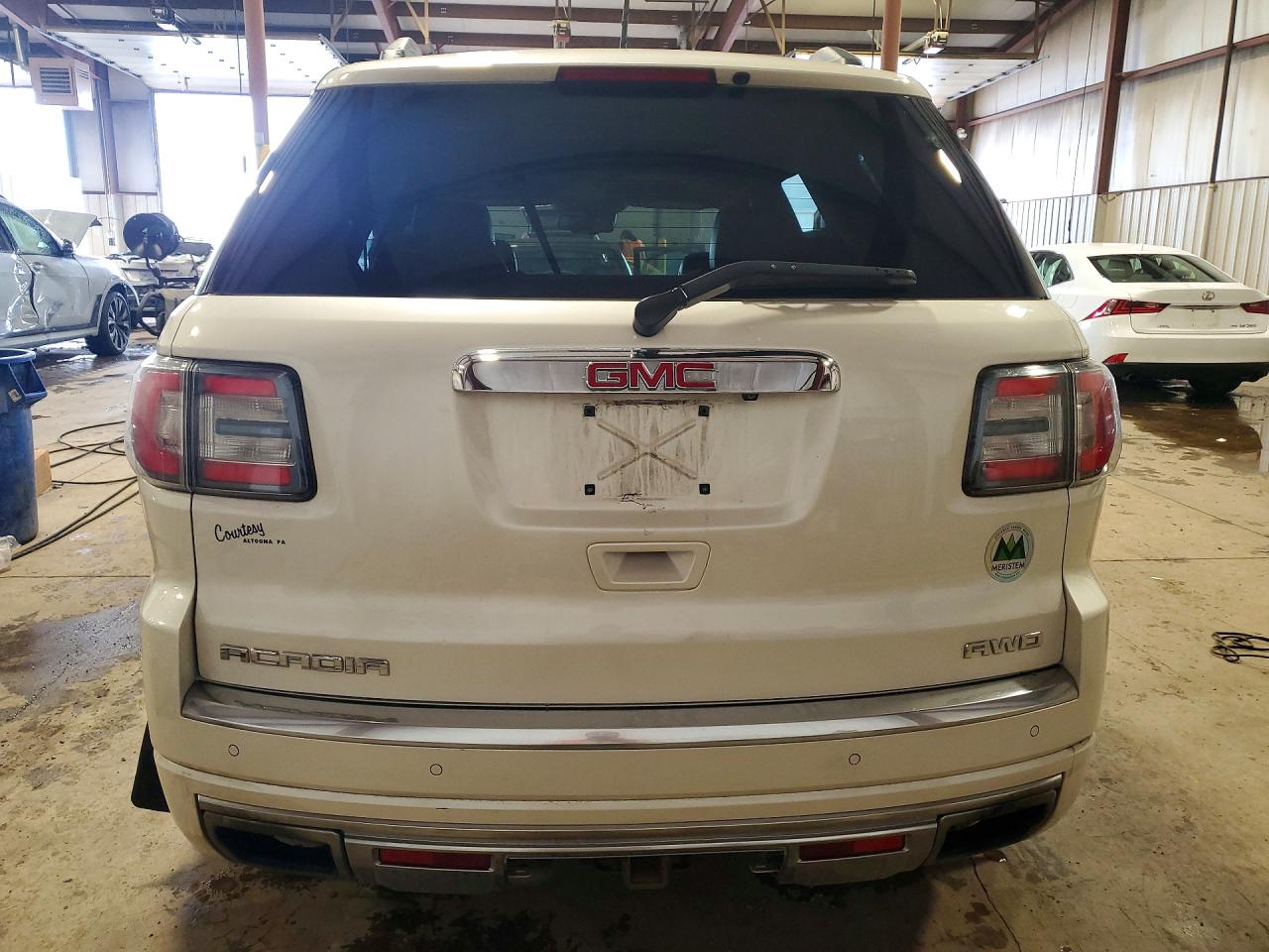 GMC Acadia Denali