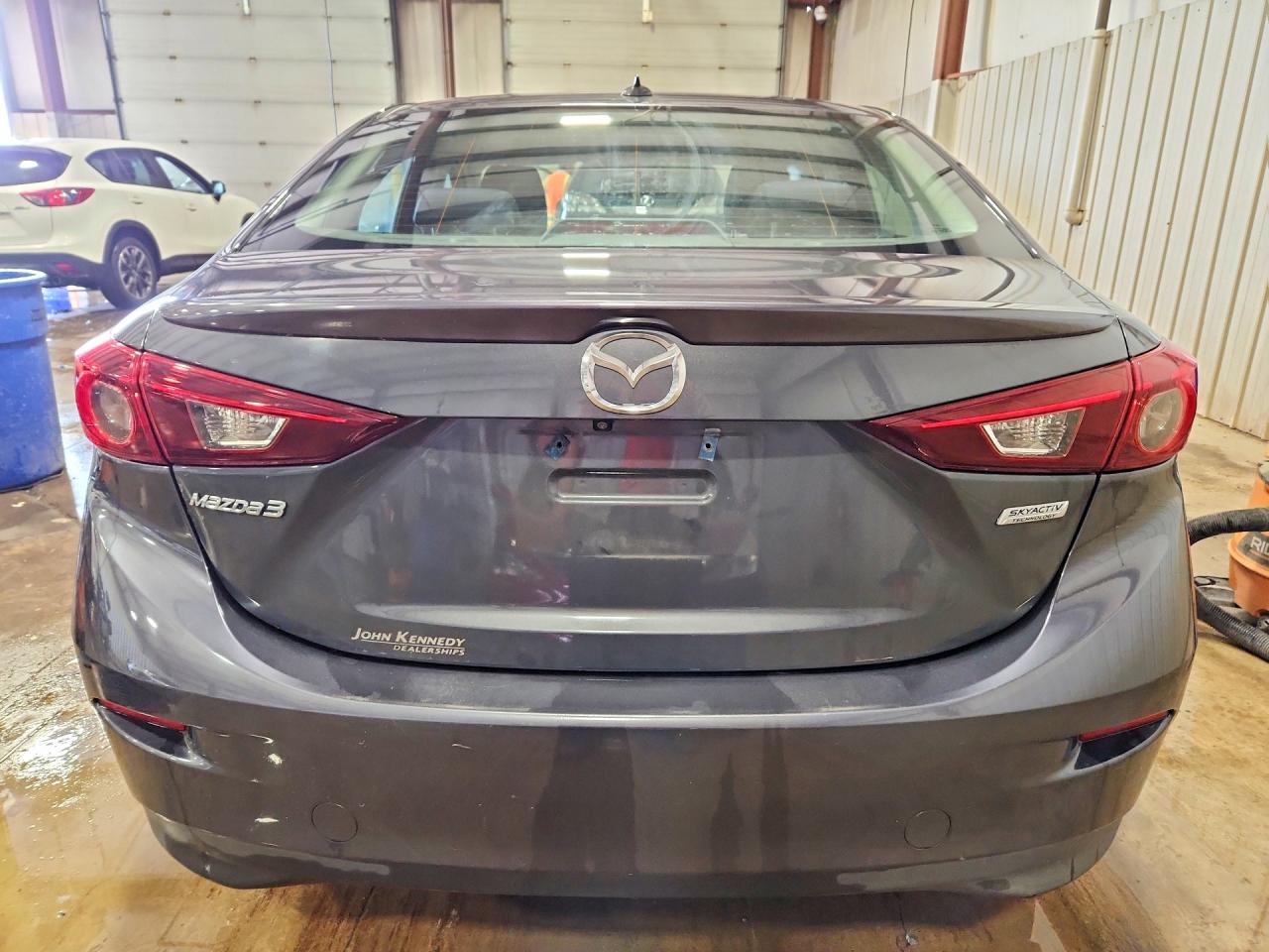 Mazda 3 Touring