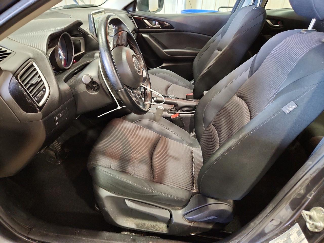 Mazda 3 Touring