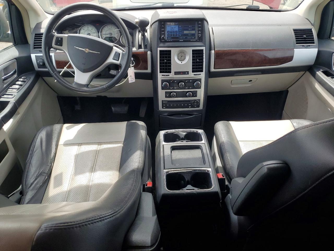 Chrysler Minivan Touring Plus