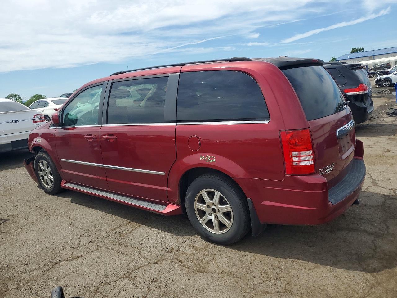 Chrysler Minivan Touring Plus