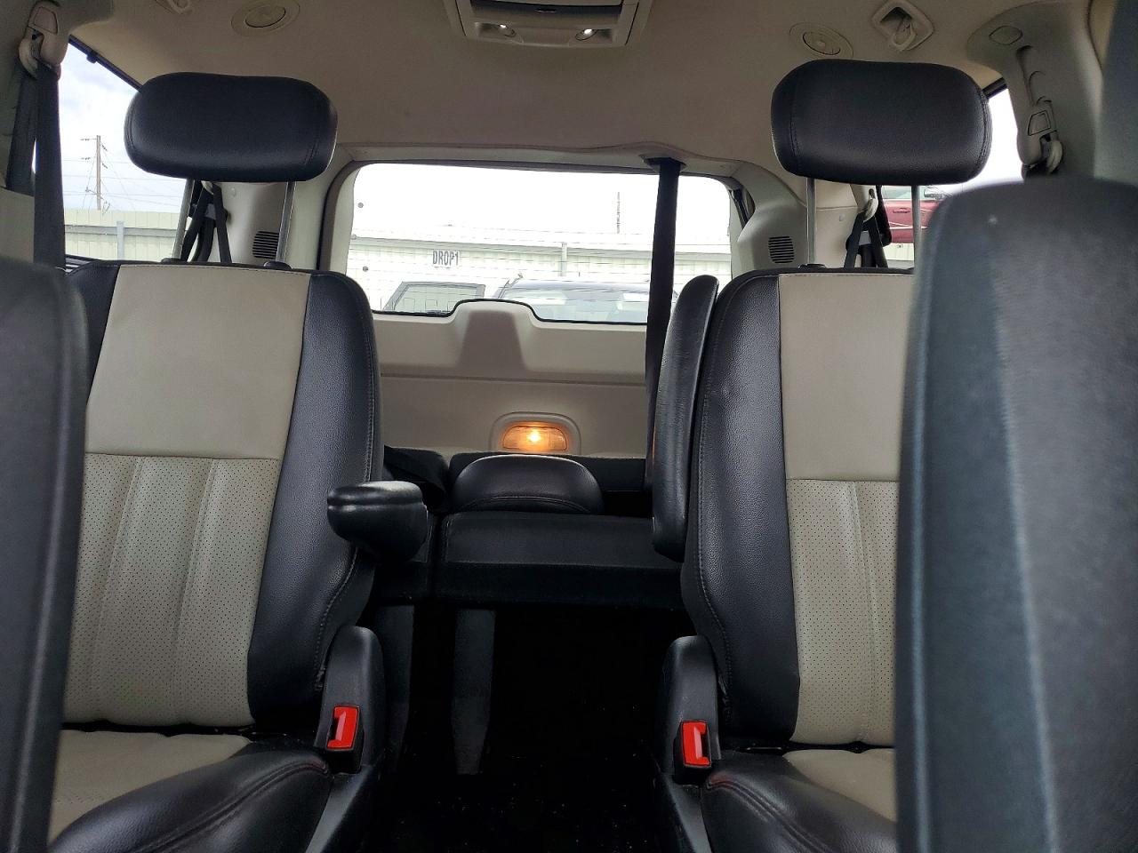 Chrysler Minivan Touring Plus