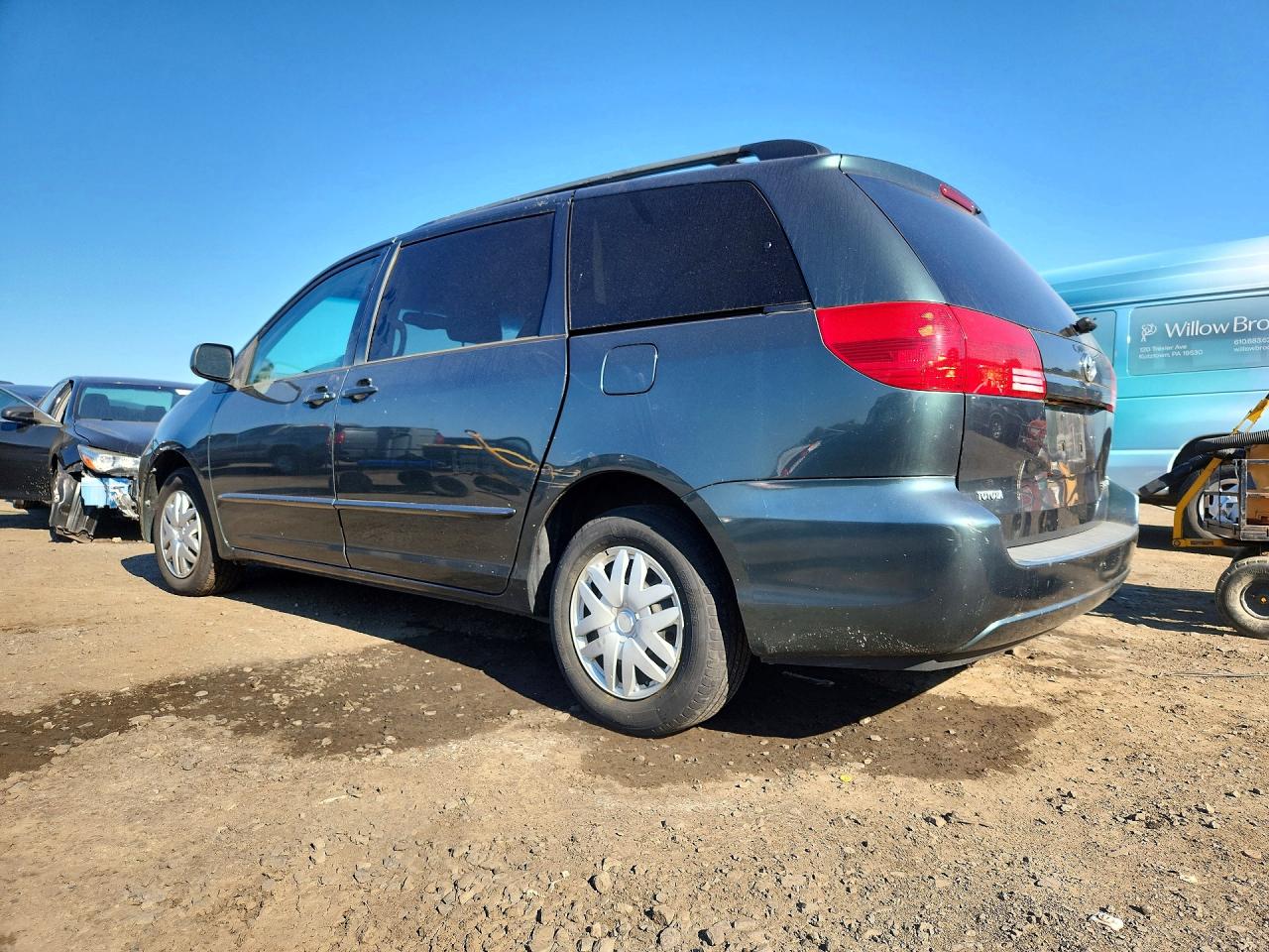 Toyota Sienna Le 8 Passenger