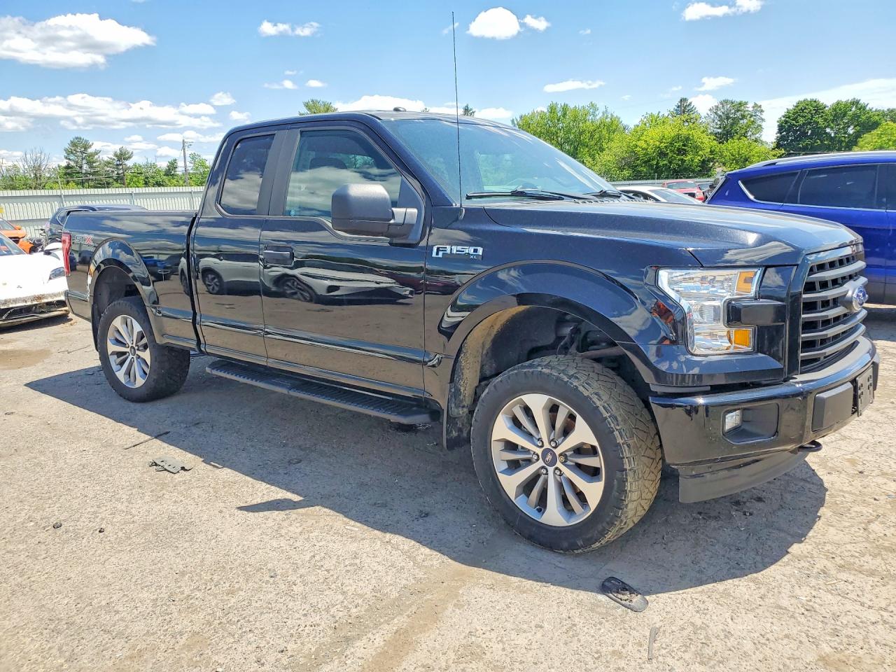 Ford F-150 Super Cab