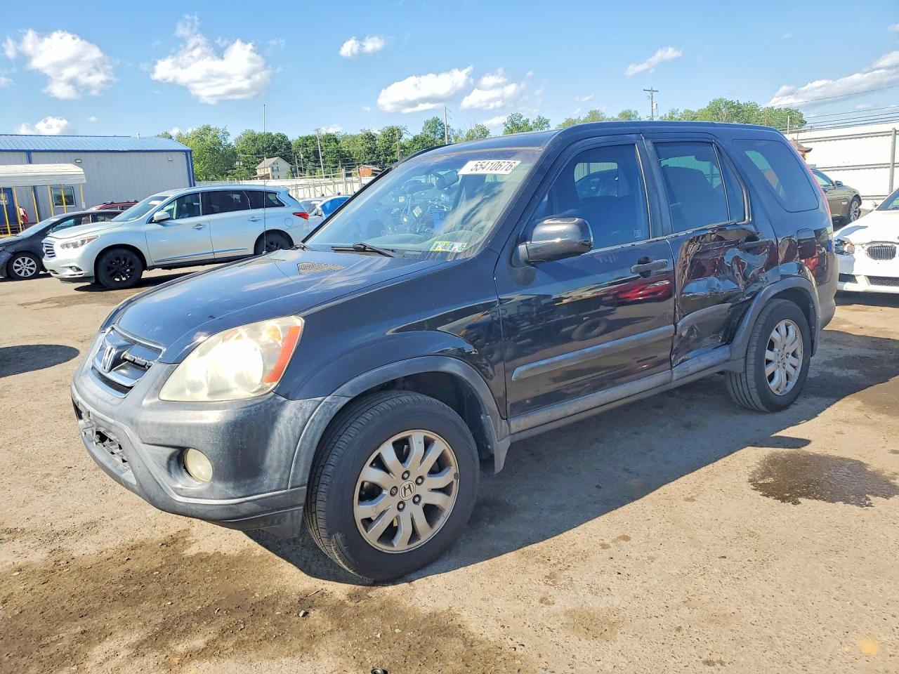 Salvage Honda Crv Image