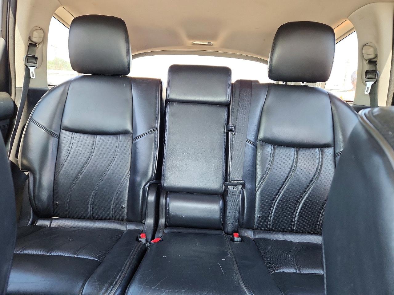 INFINITI JX35 Base