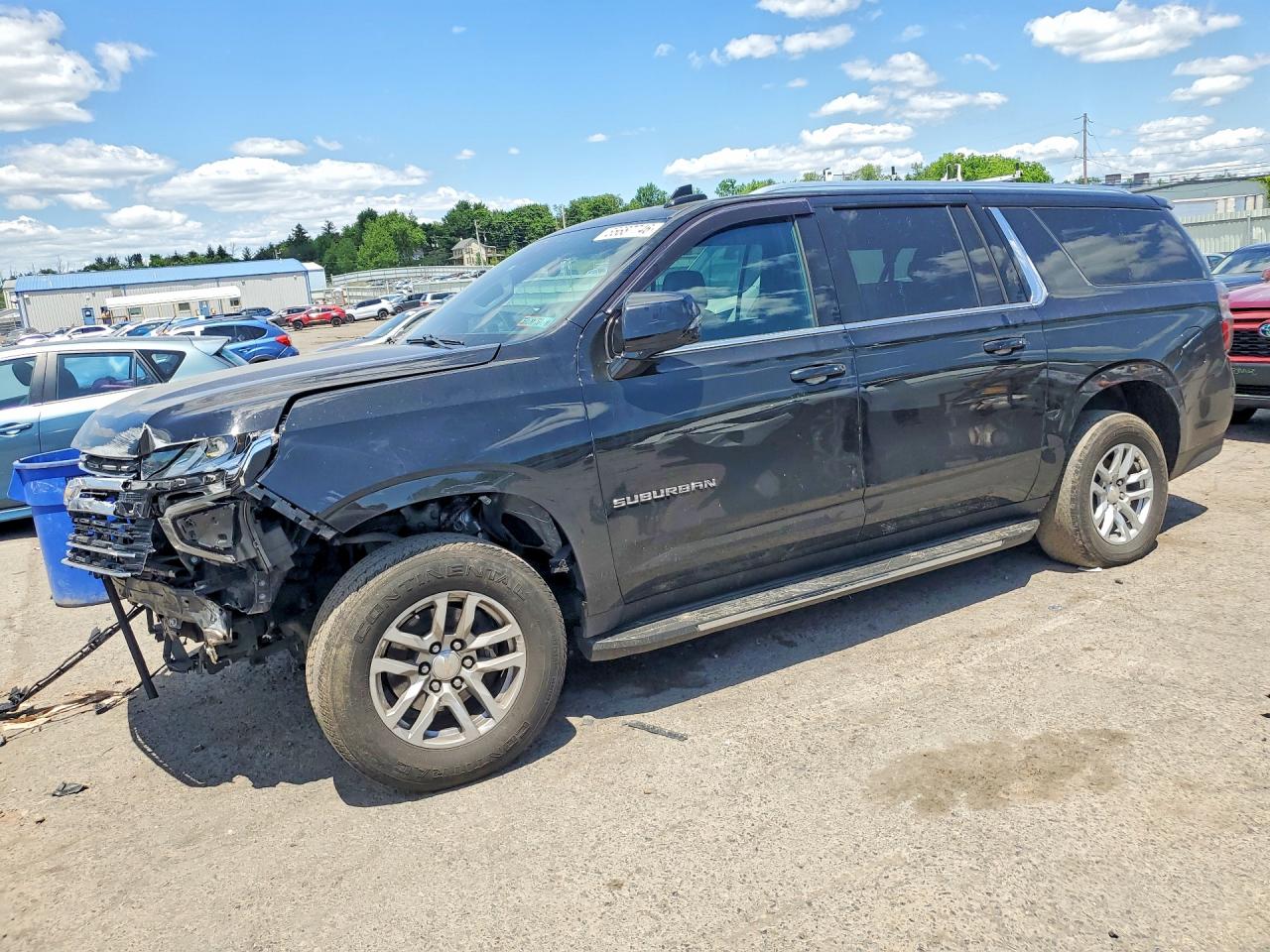 Salvage Chevrolet Suburban Image