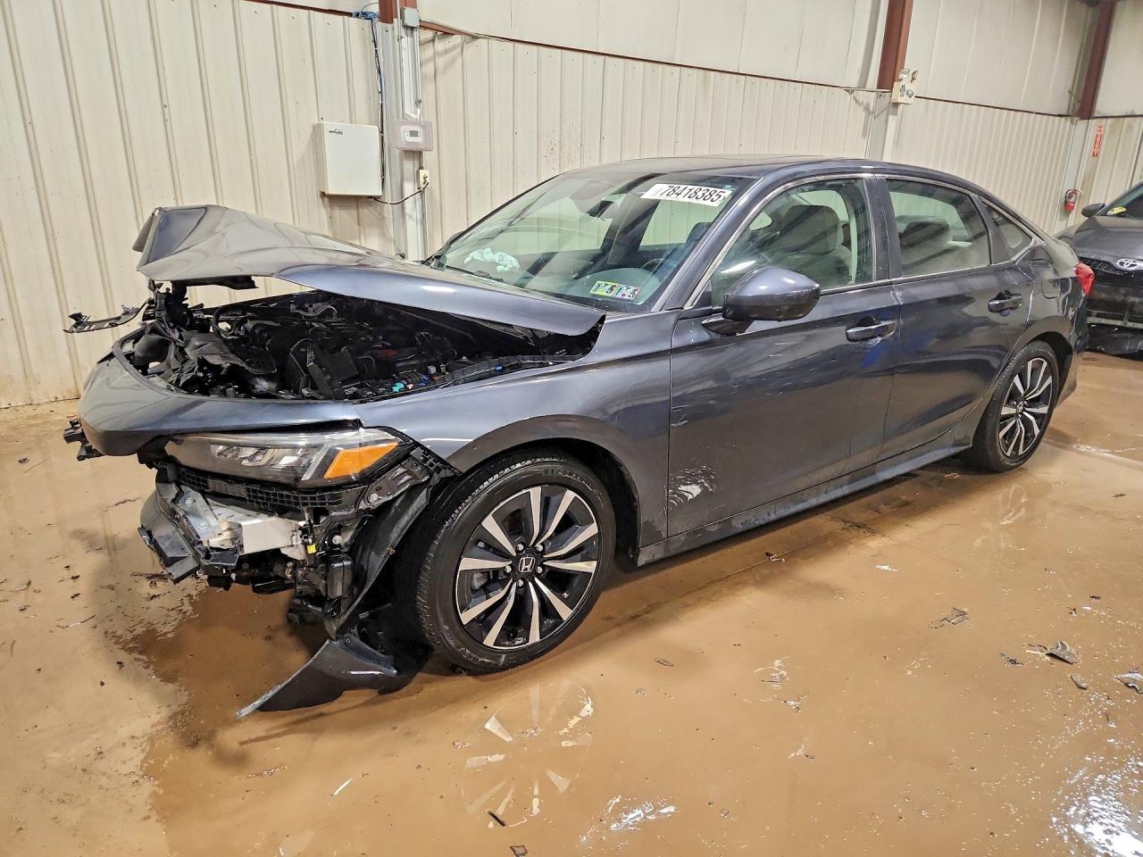 Salvage Honda Civic Image