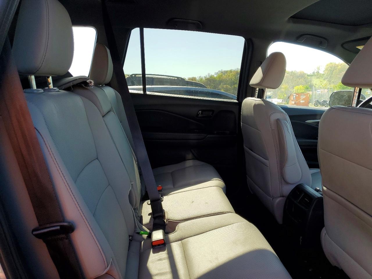 Honda Passport Exl
