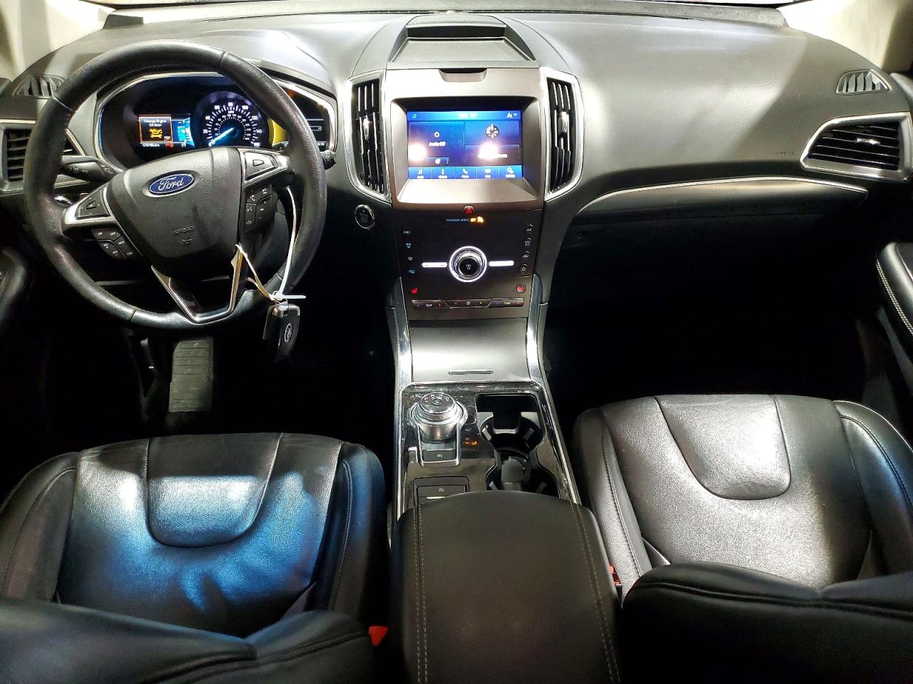Ford Edge Titanium