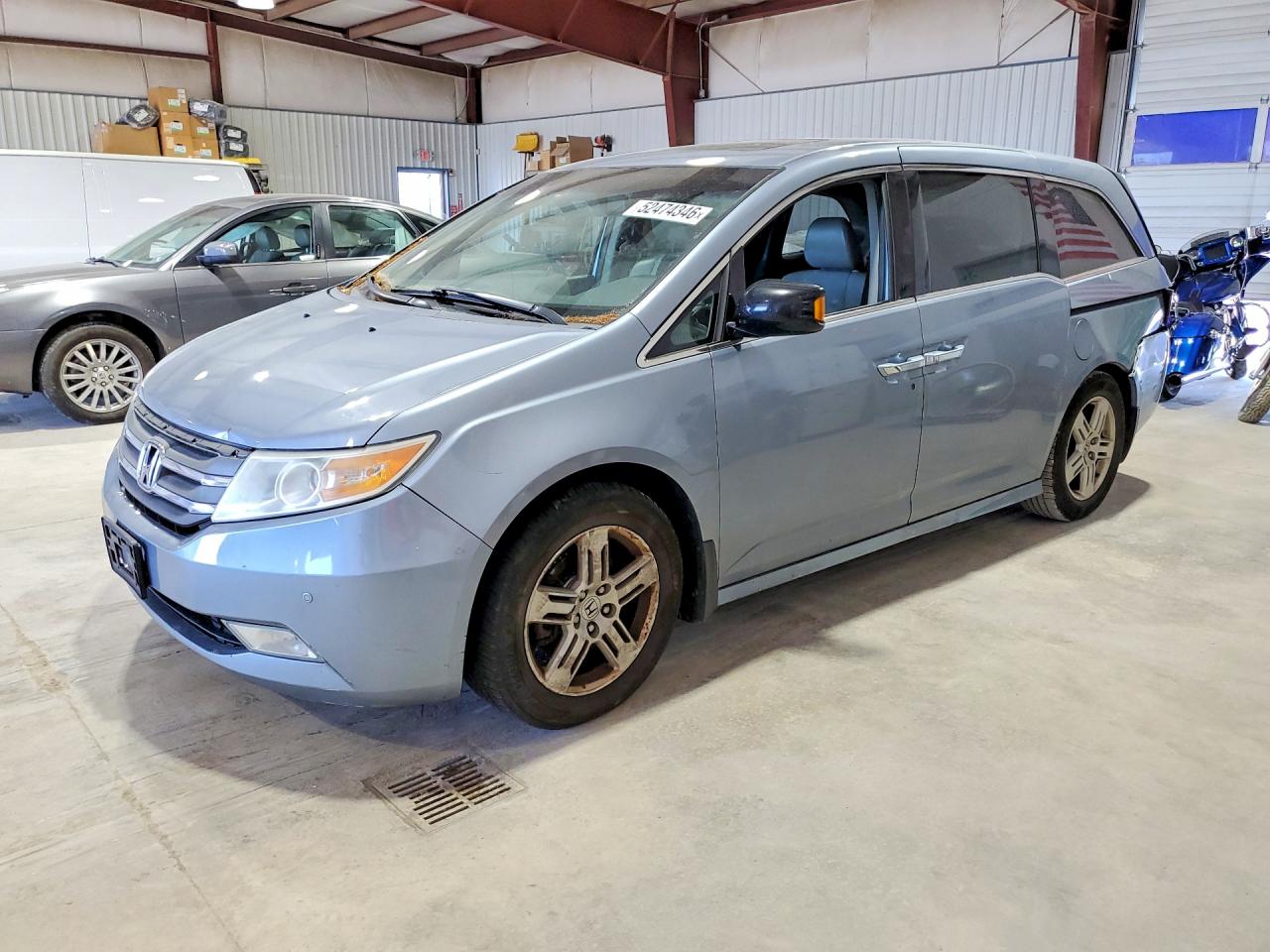 Salvage Honda Odyssey Image