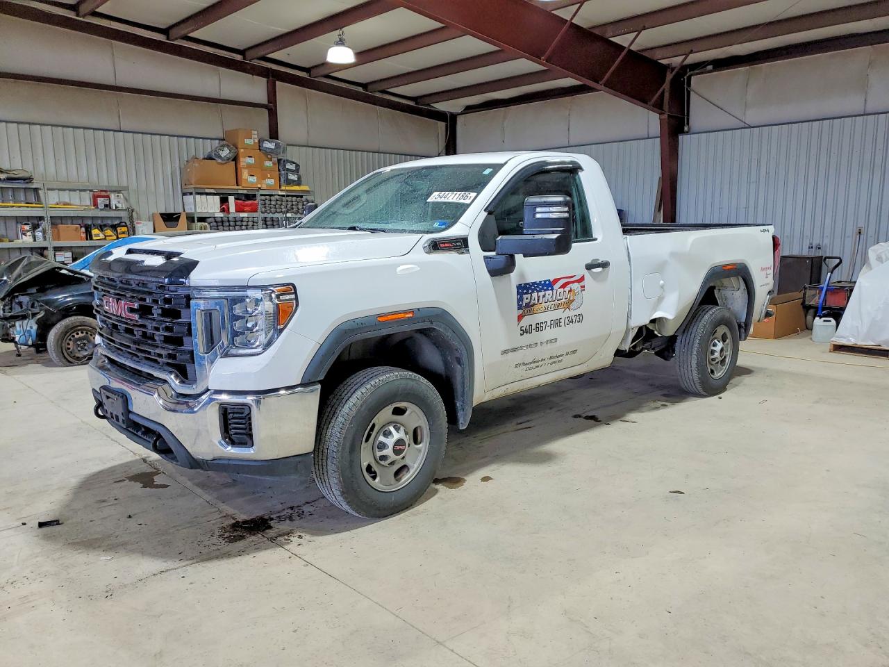 Salvage GMC Sierra Image
