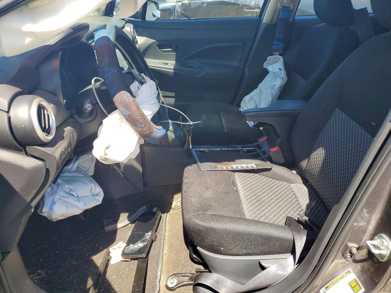 Nissan Versa S
