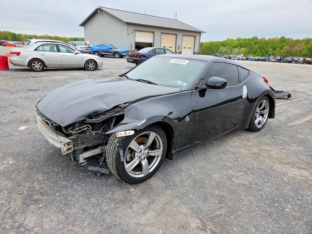 Salvage Nissan 370Z Image